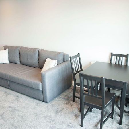 The Square Guest Apartment Stewartstown Екстер'єр фото