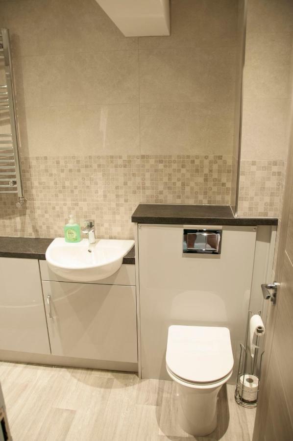 The Square Guest Apartment Stewartstown Екстер'єр фото